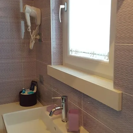 Oda ve Kahvaltı Gardacharme